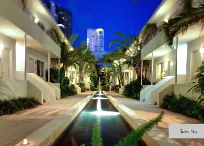 Dorchester Hotel & Suites Miami Beach