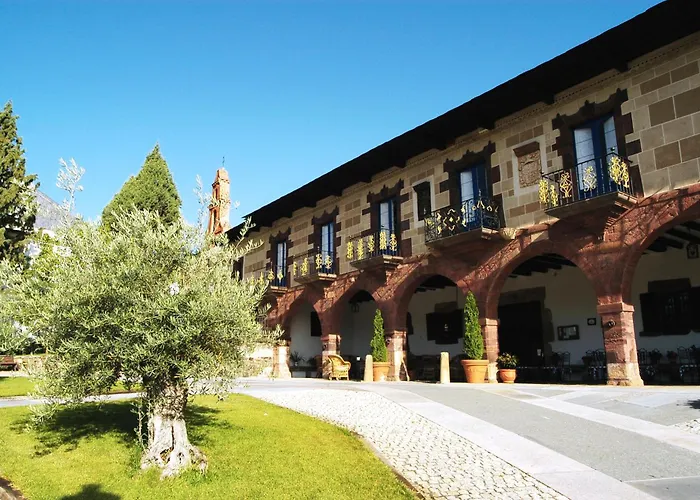 Hotel Monumento Pazo Do CastrBarco de Valdeorras
