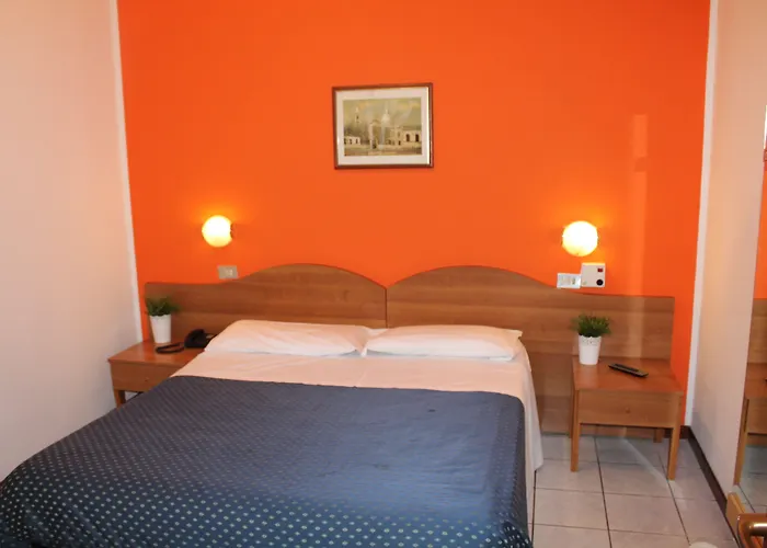 Hotel Catalani E Madrid