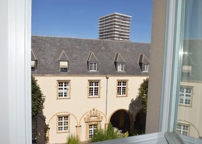 Kyriad Metz Centre - Restaurant Moze