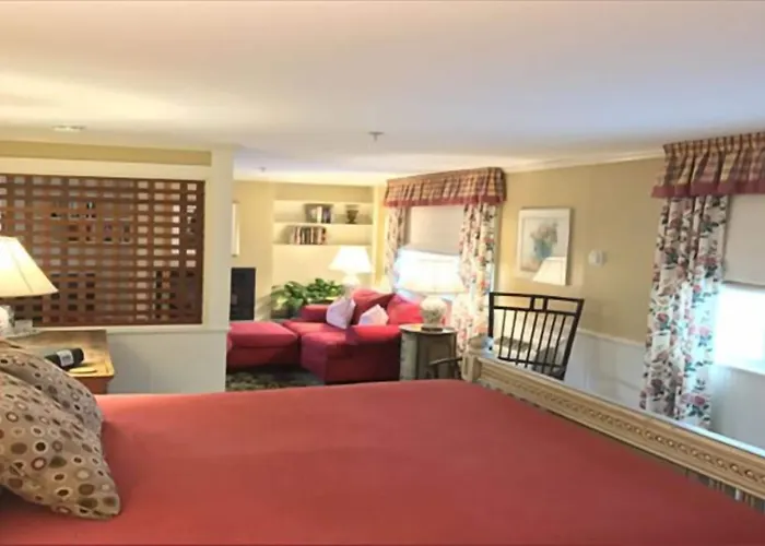 Hydrangea House Inn