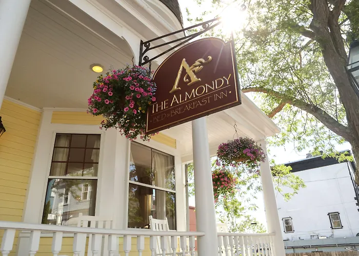 Almondy Inn Bed & Breakfast Newport