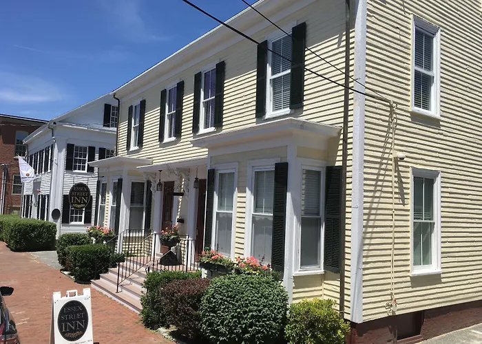Essex Street Inn & Suites, An Ascend Collection Hotel Newburyport