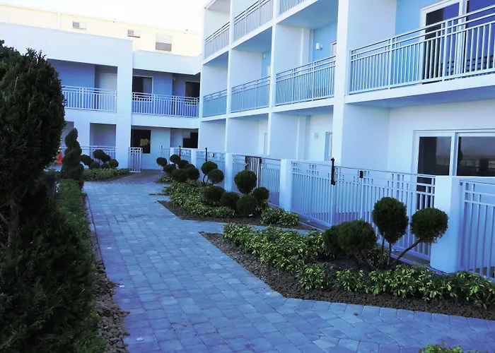 Lotus Boutique Inn And Suites