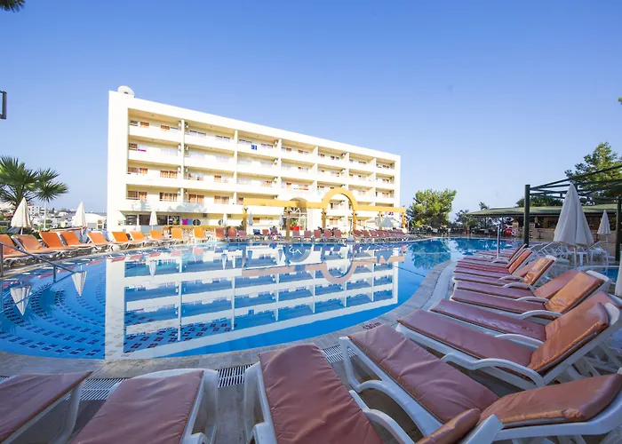 Tuntas Family Suites Kuşadası
