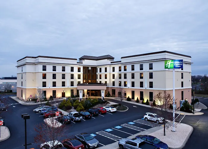 Holiday Inn Express & Suites Harrisburg West Mechanicsburg