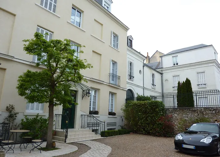 Hôtel Du Manoir Tours