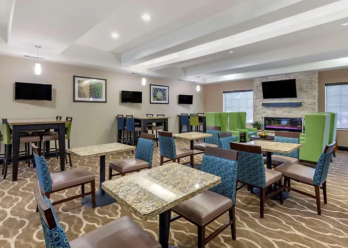 Comfort Inn & Suites Paris