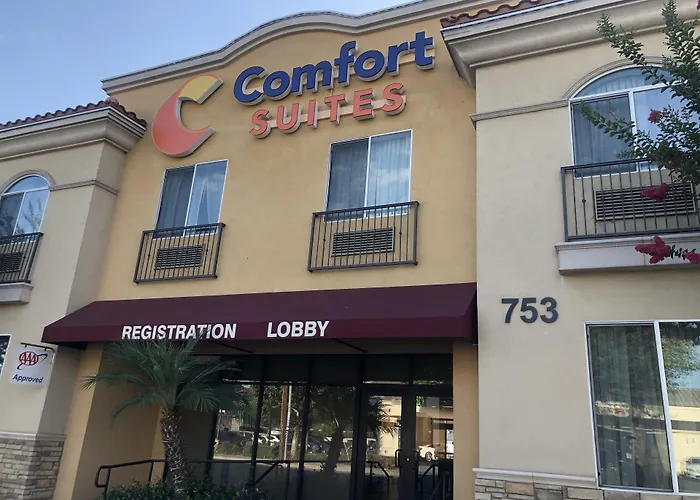 Comfort Suites Near City Of Industry - Los Angeles La Puente