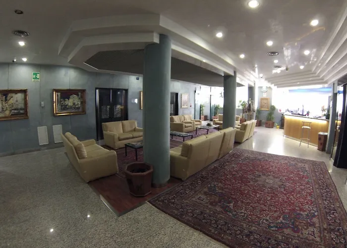 Benny Hotel