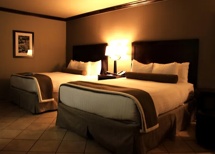 Best Western Plus Raton Hotel
