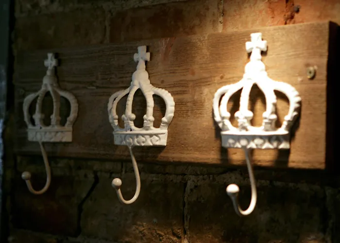 The Crown At Playhatch