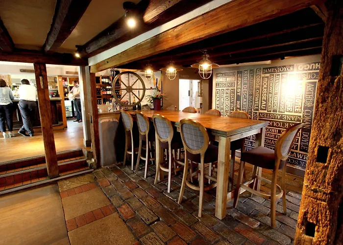 The Crown At Playhatch