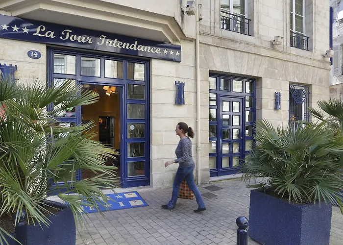 Hôtel La Tour Intendance