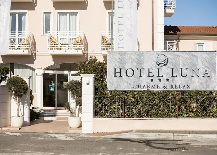 Hotel Luna Marina di Massa