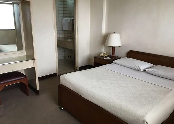 Sunny Bay Suites