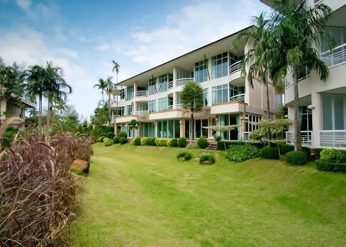 Makathanee Resort