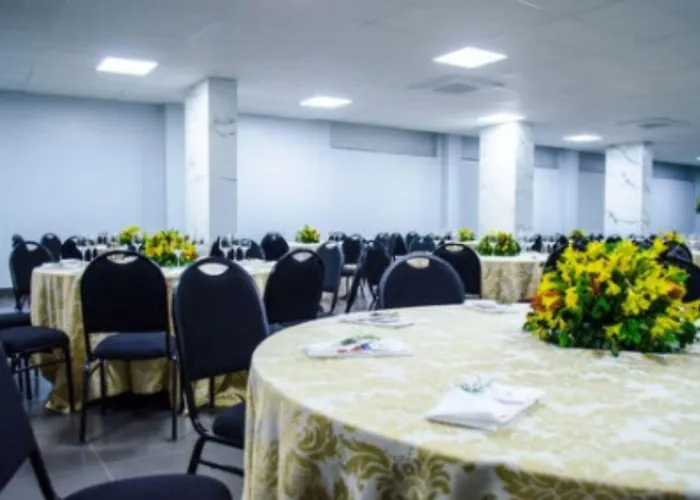 Fratele Business Hotel Patos de Minas
