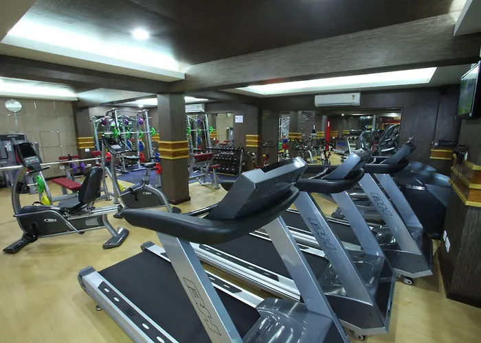 Oyo 4668 Hotel Ocean Residency