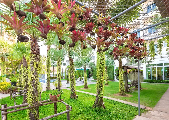Sungthong Kamala Beach Resort