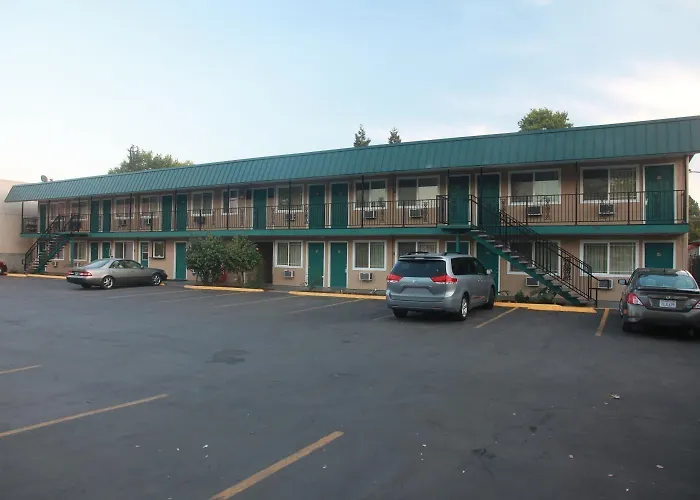 Executive Motel