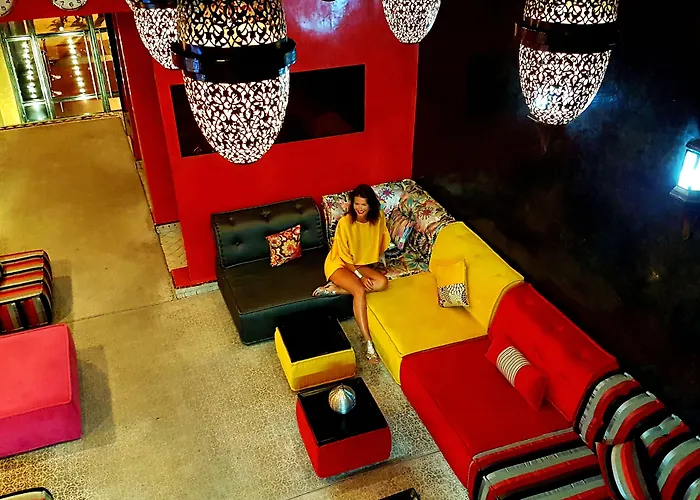 Fashion Hotel