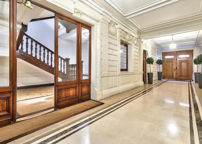 Hotel 33 Marbeuf Parijs