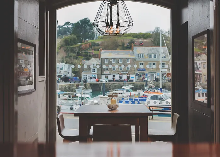 The Old Custom House