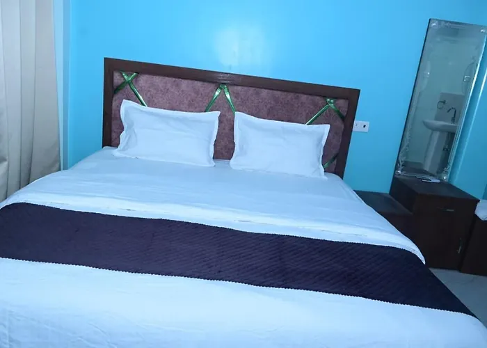 White Stay House
