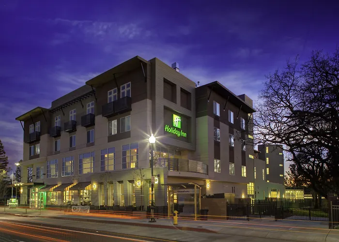 Holiday Inn Windsor - Wine Country By Ihg