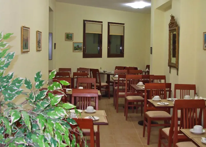 Denise Hotel