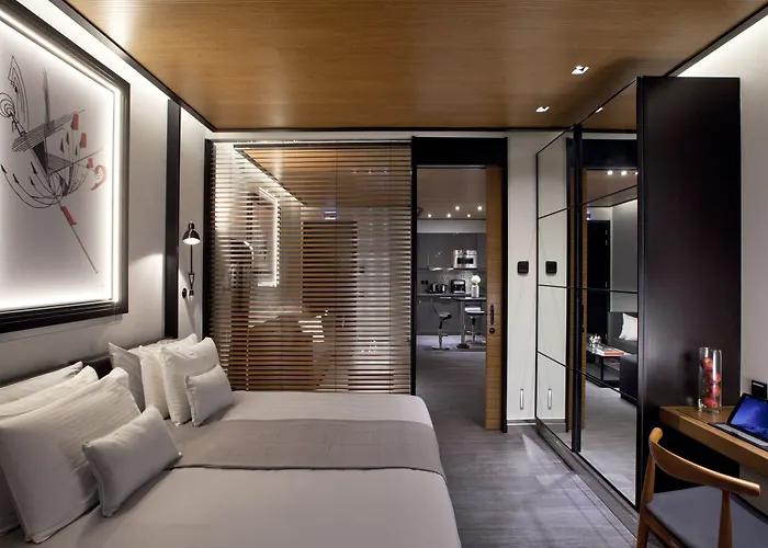 Met34 Athens Hotel