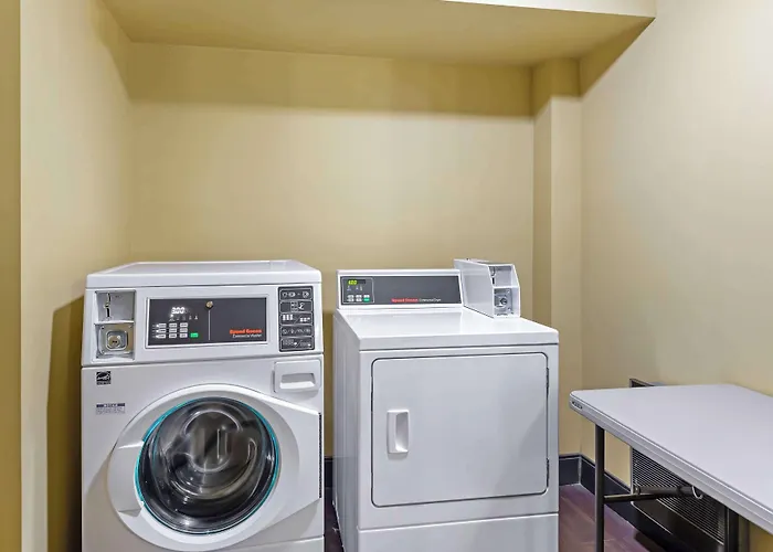 Best Western Plus Thornburg Inn & Suites