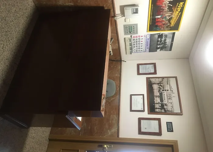 Hostal Conchita Legazpi Madri