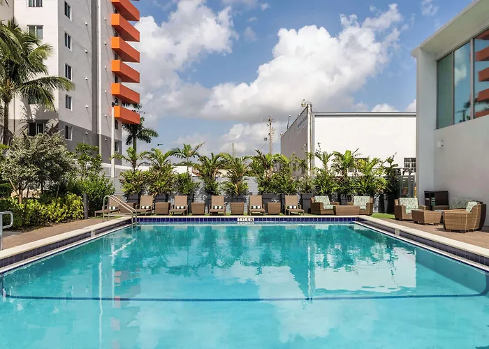Doubletree By Hilton Miami North I-95 Hotel Miami Shores