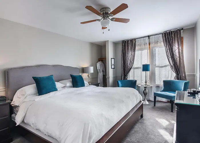 Wild Iris Inn