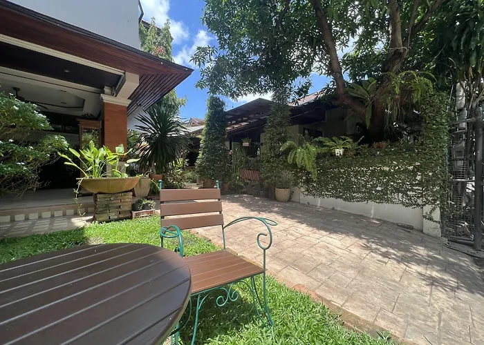 Pha Thai House