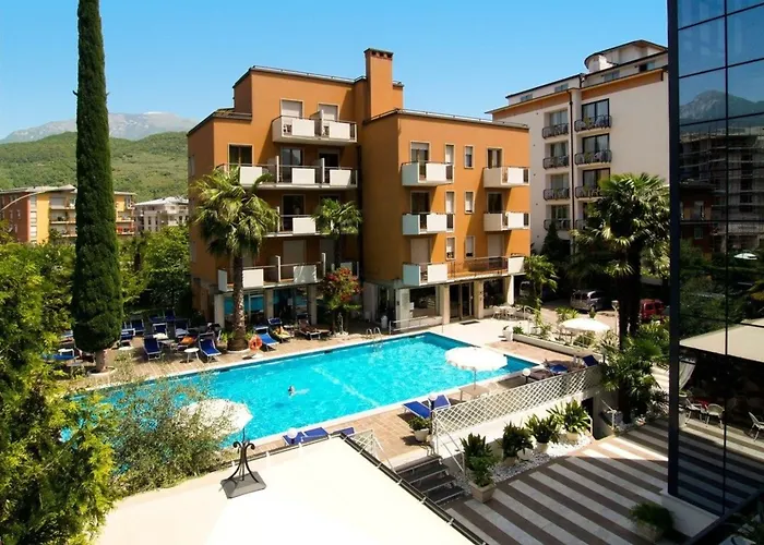 Hotel La Perla Riva del Garda