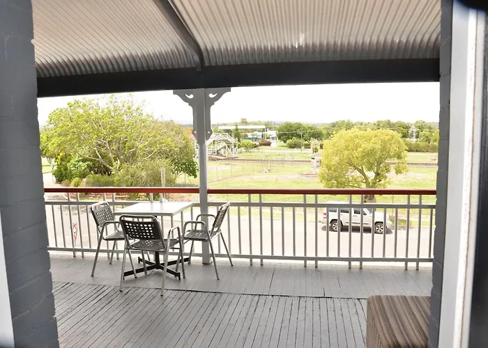 Royal Gatton Hotel