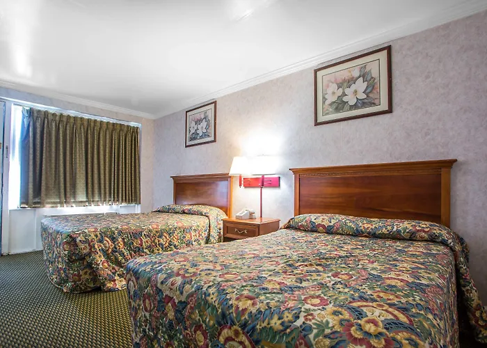 Downbeach Inn