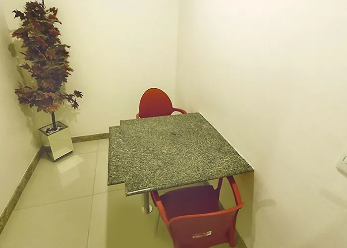 Dom Suites Motel (Adults Only)