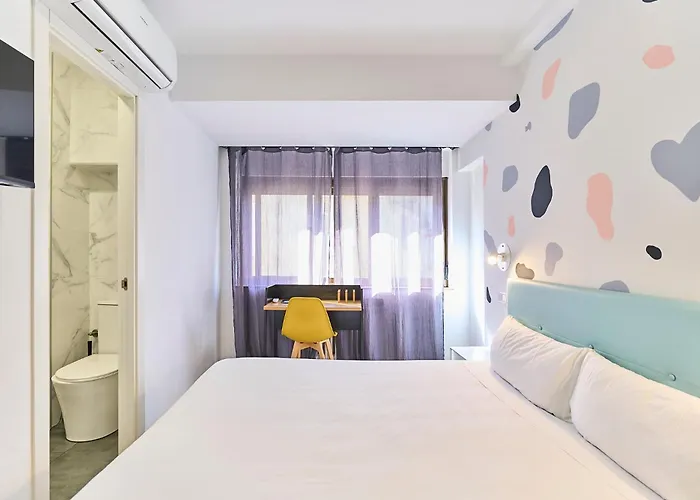 Hostal Carmen By Gaiarooms