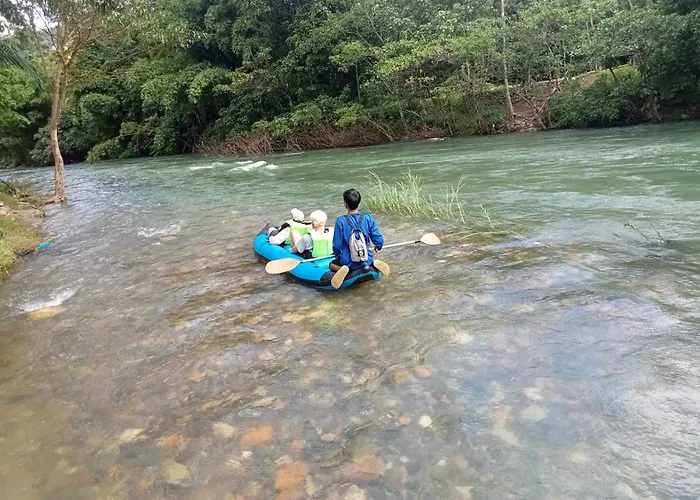 Khaosok Creek And Jungle Resort