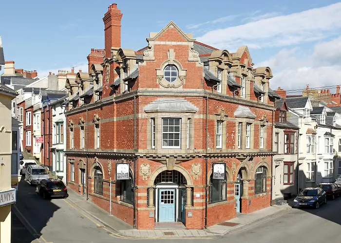 Castle Hotel