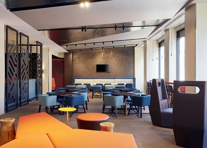 Holiday Inn Express Adelaide City Centre By Ihg