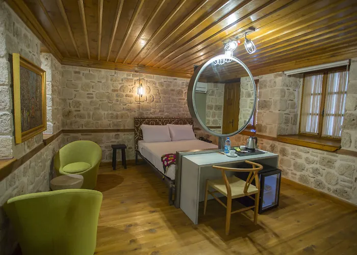 Char Me Hotel