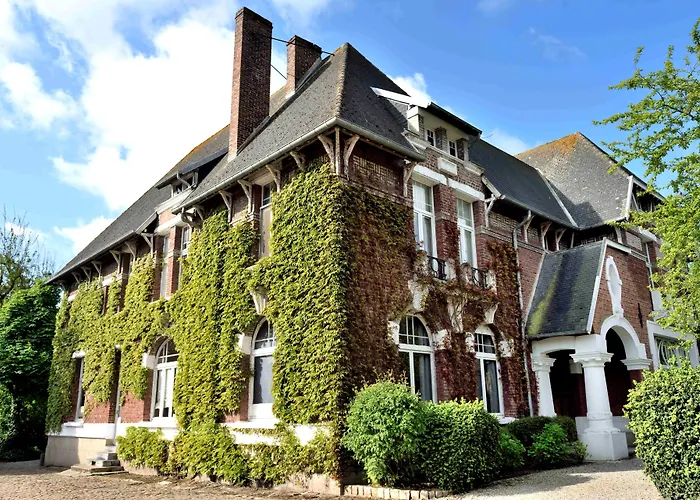 Logis Hotel & Restaurant - Le Manoir De Gavrelle