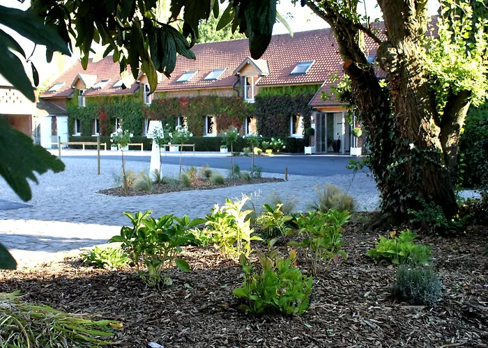 Logis Hotel & Restaurant - Le Manoir De Gavrelle
