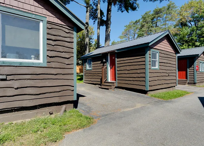 Cobble Mountain Lodge