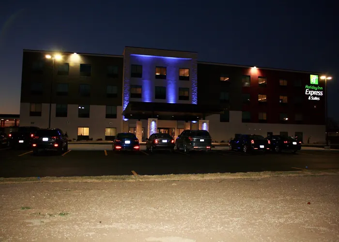 Holiday Inn Express & Suites - Kirksville - University Area By Ihg